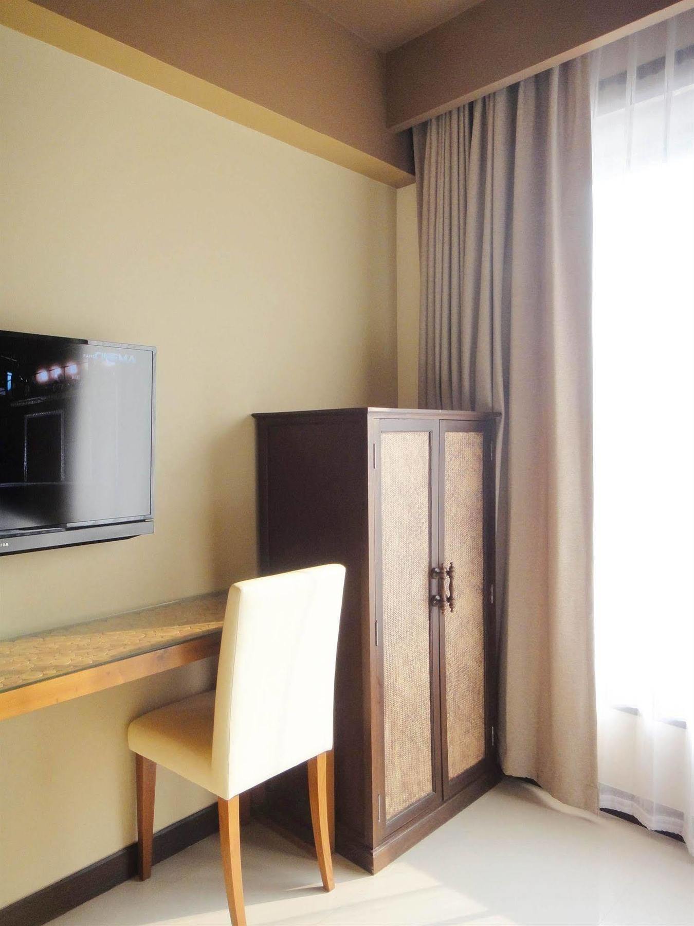 Aleaf Bangkok Hotel Kültér fotó